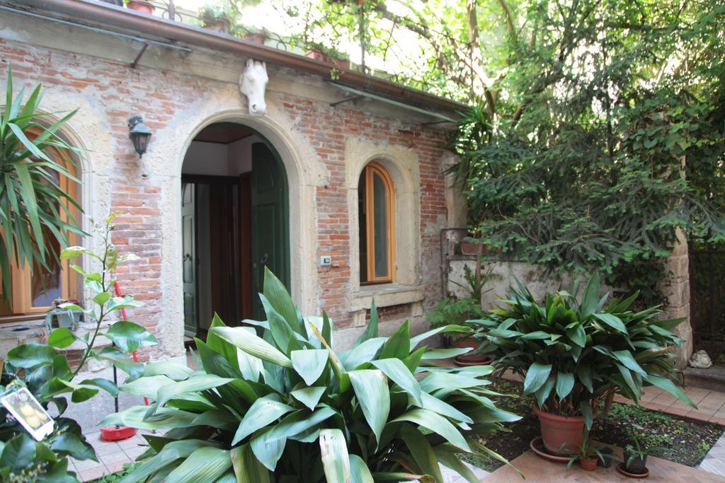 Residenza Delle Attrici Verona Exterior foto